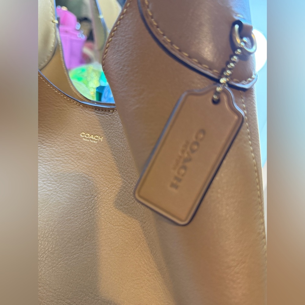 Coach Brooklyn Shoulder Bag 28 Maple - Picture 3 of 3